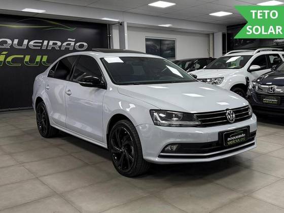 VOLKSWAGEN JETTA 1.4 16V TSI COMFORTLINE GASOLINA 4P TIPTRONIC VOLKSWAGEN JETTA 1.4 16V TSI COMFORTLINE GASOLINA 4P TIPTRONIC
